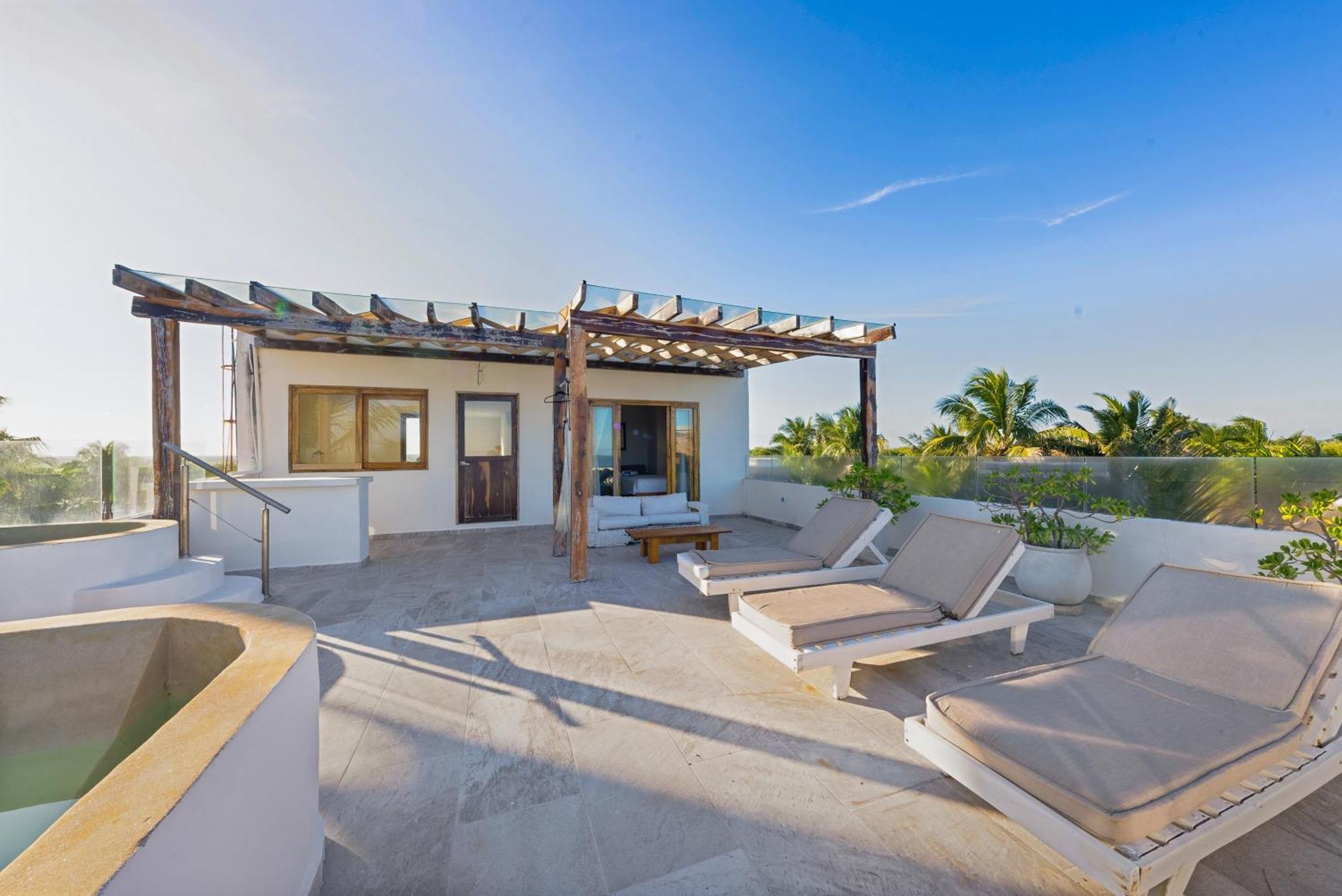 Playa Canek Beachfront Eco Hotel Tulum Eksteriør billede