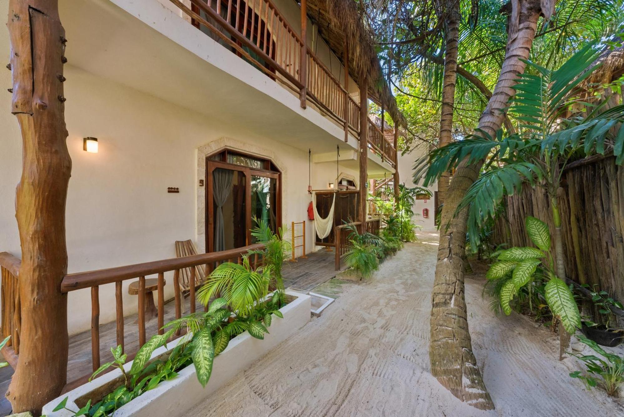 Playa Canek Beachfront Eco Hotel Tulum Eksteriør billede
