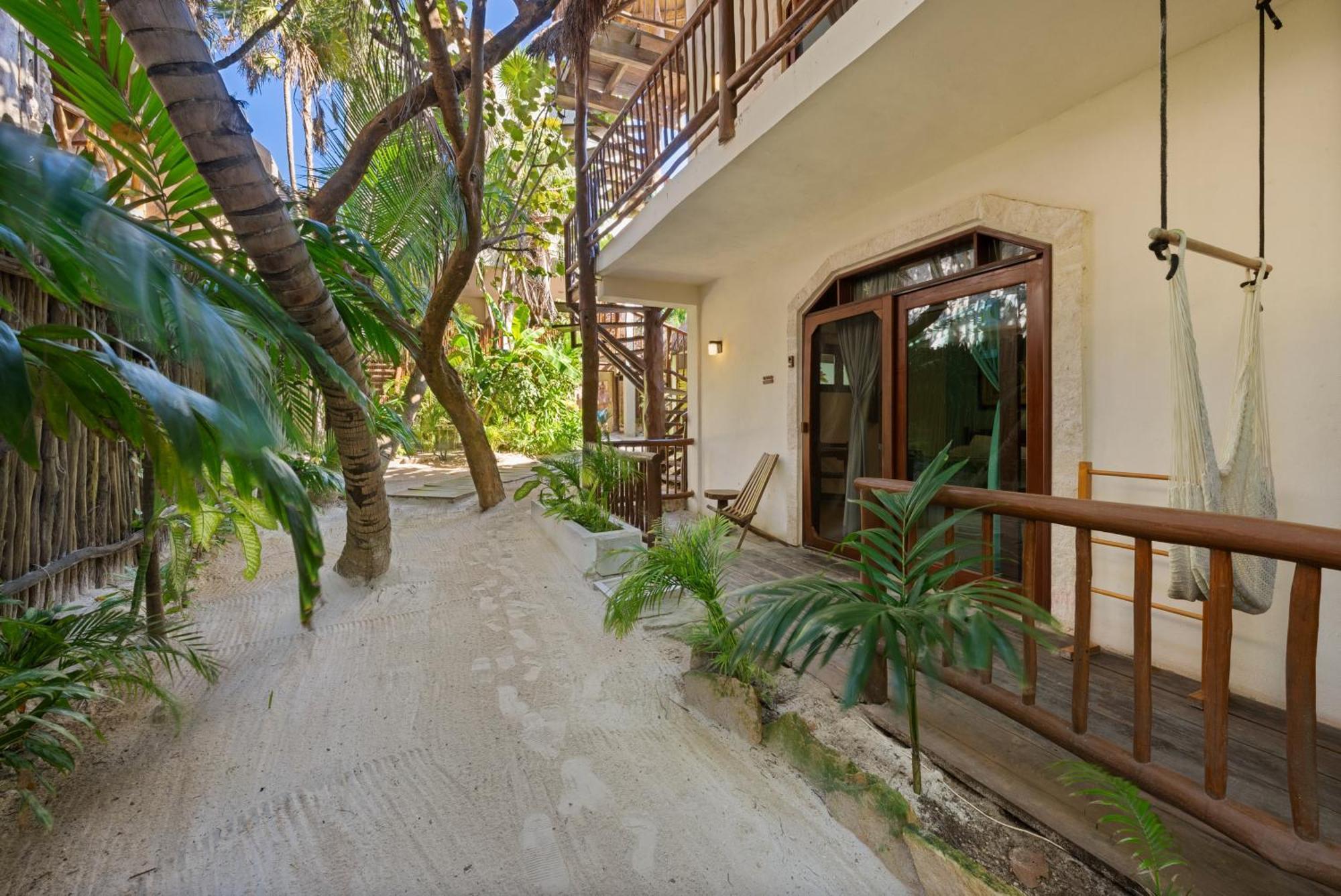 Playa Canek Beachfront Eco Hotel Tulum Eksteriør billede