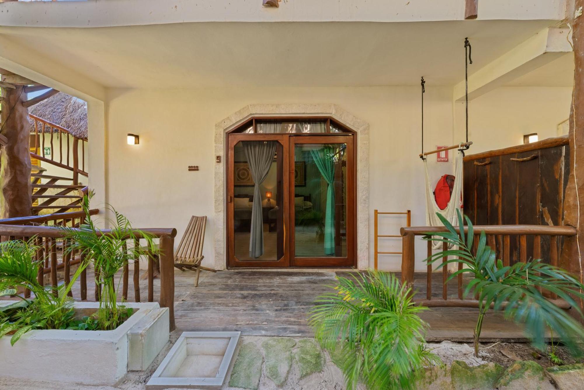 Playa Canek Beachfront Eco Hotel Tulum Eksteriør billede
